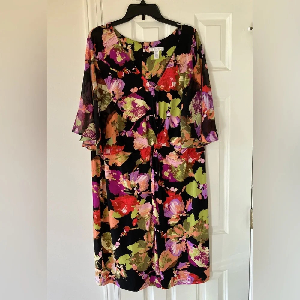 NWT Woman’s Plus Size Printed Twist-Front Capelet Abstract Floral Midi Dress 22W - Picture 5 of 9